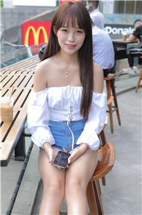 清新可爱的热裤女孩MJ2816