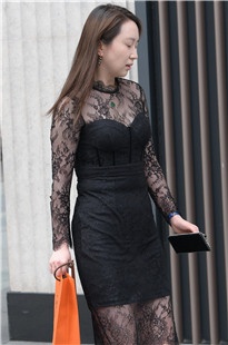 开保时捷的美女3A6376[1.74G]