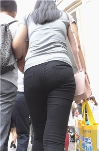 战斗力很强的妹子[395M/MTS]