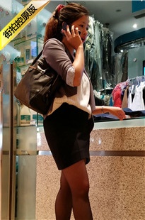 4K-黑色短裙街拍黑丝高跟美眉[509M/MP4]