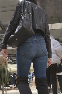 高挑蓝牛饱满大宽屯洋妞JS371[7.96G]