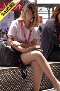 4K-街拍肉丝美腿高跟小妹[1.55G/MP4]