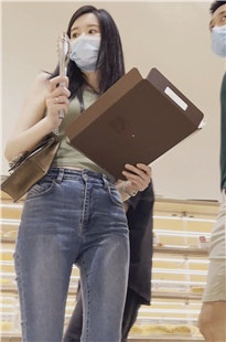 牛仔宽屯长发小姐姐JS388[1.74G]