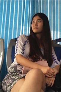 超极品美女大长腿夹好紧啊[1.03G/AVI]