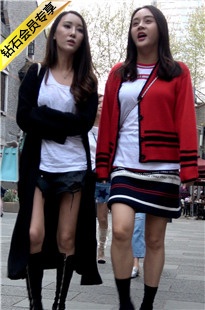 4K-性感短裙街拍高跟两美女DJ544[1.67G]