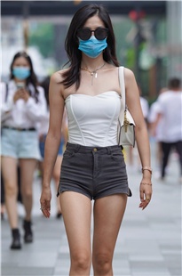 热裤长腿很抢眼MJ2099[1.78G]