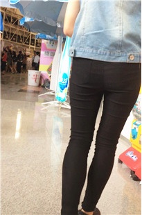 包臀紧身打底黑裤子MM[87.1M/MOV]