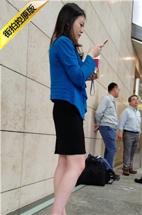 4K-蓝衣黑色短裙职业装极品美女OL [590M/MP4]