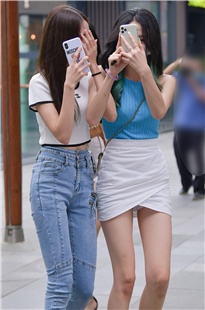 三个极品身材美女3A1110[371M]