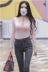 牛仔热裤美女3A590[1.16G]