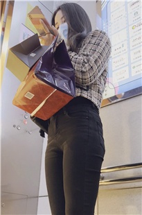 极品翘屯黑牛小姐姐JS336[1.74G]