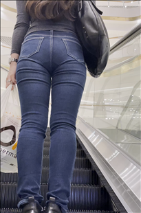 气质美女紧屯勒出内痕KL057[736M]