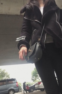 紧身裤之大学美女篇一[441M/MP4]