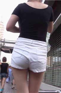 这白色热裤修长MTMM，身材真是极品啊[179M/MTS]