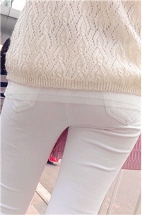 性感翘臀紧身白裤MM [117M/MP4]