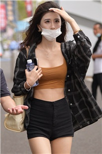 长腿热裤美女3A4825[1.33G]