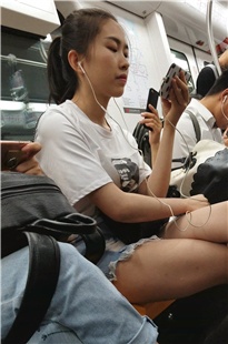 4K-白色T恤街拍热裤[1.63G]