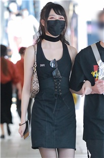 黑丝美腿女友3A1193[599M]