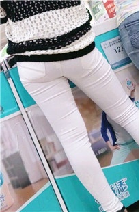 白裤牛仔裤都齐了，好鸡动[292M/MP4]