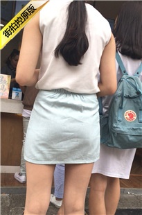 街拍短裙白皙长腿美眉[272M/MOV]