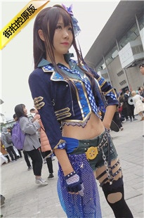 4K-街拍牛仔小热裤cosplay美眉[761M/MP4]