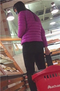 买面包的紧身裤女人[368M/MP4]