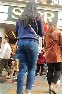 跟拍蓝牛小妹逛街[357M/MP4]