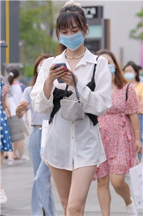 她这双腿可以打几分3A1693[1.44G]