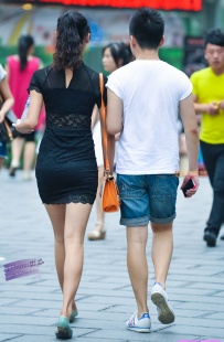 黑色包臀诱惑死你