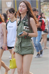 好美丽的大眼睛小姐姐3A2843[1.31G]