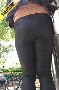 黑色紧身裤丰满圆臀女女[394M/MOV]
