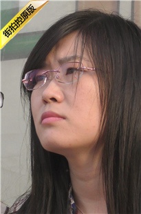 4K-好一双嫩白的美足，让我屏住了呼吸[819M/MP4]