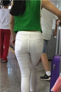 【带子狼原创作品】丰臀白裤绿衣MM[MP4/2GB]