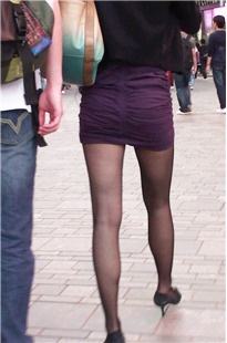 黑丝紫色包臀裙美女[72.4M/MP4]