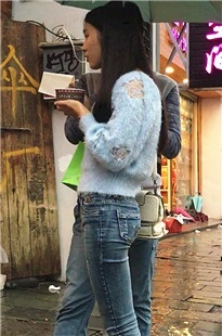 极品宽臀深沟牛仔裤小妹第四季[473M/MOV]