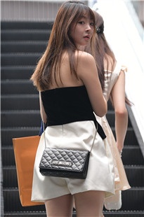 清纯小靓妹3A7885[1.93G]