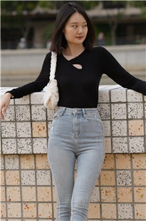 【上海街拍】紧牛女生3A5398[2.14G]