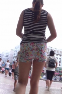 卡进去了，右手抠完左手抠[178M/MTS]