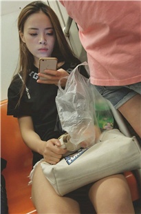 黑衣街拍热裤[1.18G]