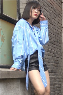 4K-皮短裙长腿街拍高跟美女摆拍DJ817[1.43G]