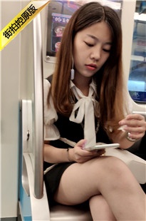 4K-大白腿街拍美女[6570M/MP4]