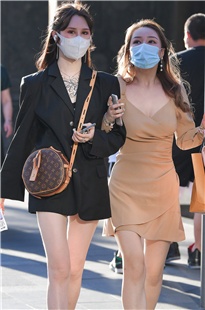 性感V胸倆闺蜜3A2037[769M]