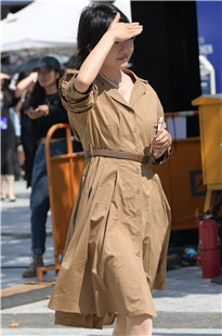 肉丝高跟女同事3A6942[1.19G]