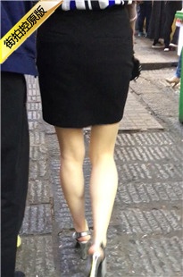 黑色包臀短裙美眉[163M/MOV]