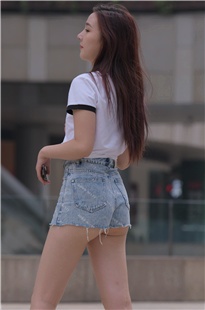 蓝色牛仔热裤美女MJ2762[8.04G]