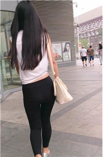 长发黑色紧身裤美眉[192M/MP4]
