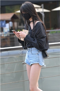 这双腿，真的很长，肉丝，美腿3A2409[940M]