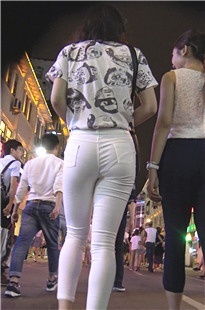 性感白裤V内痕真让人受不了[560M/MP4]