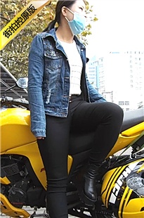 极品牛仔紧身黑裤妹子第二季[1.38G/MP4]