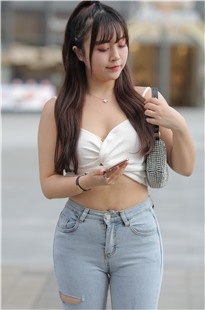 丰腴的紧牛美女MJ1128